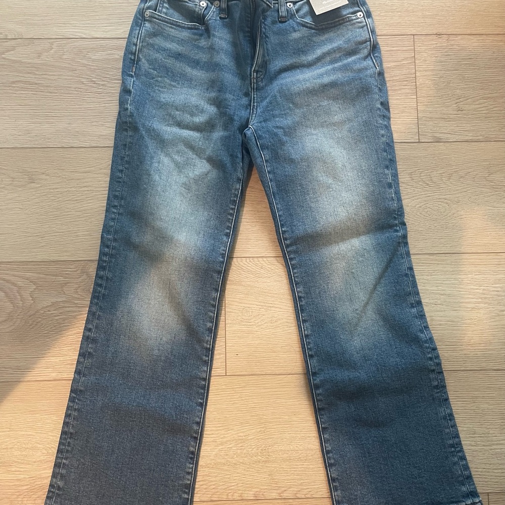 Madewell Curvy Kick Out Jeans - Medium Blue Wash